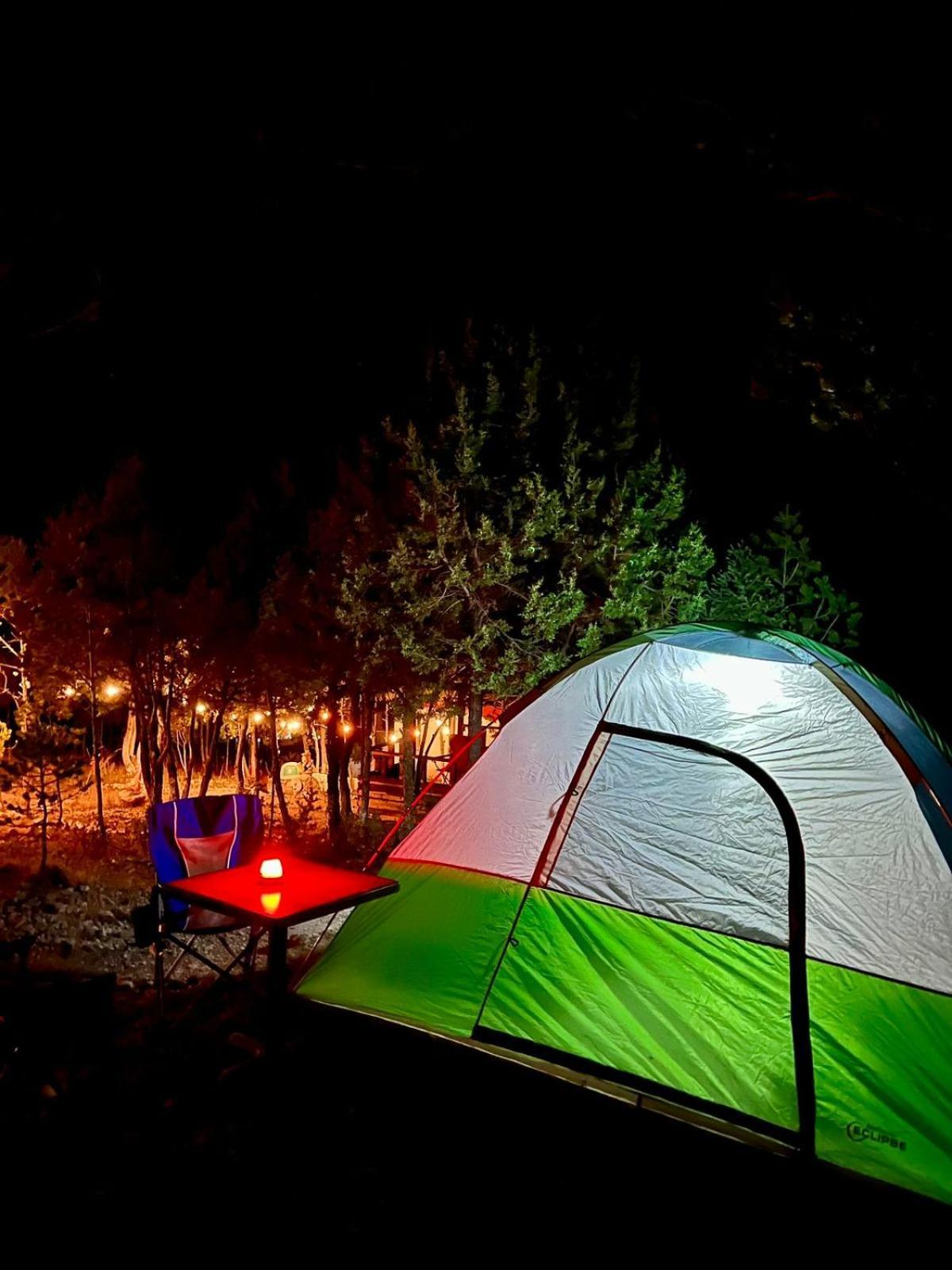 Camping En La Sierra De Arteaga Los Lirios Bagian luar foto