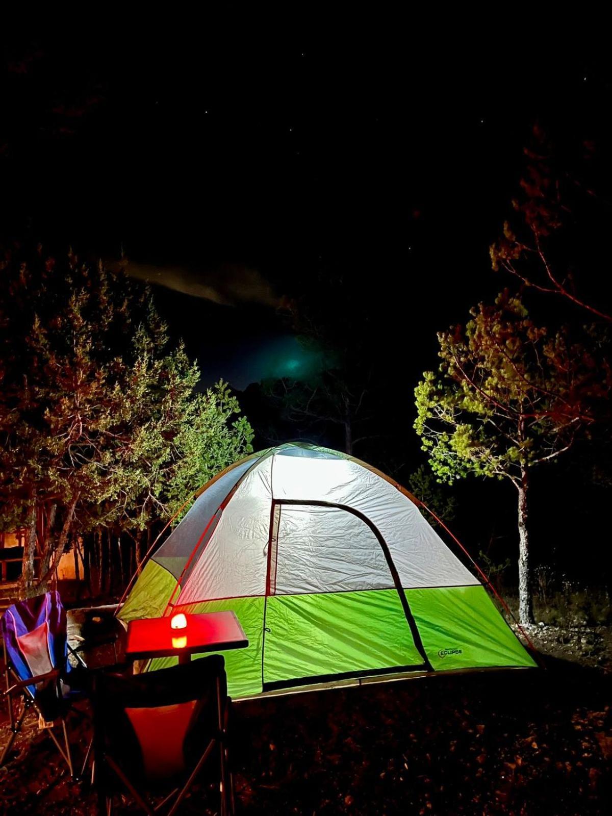 Camping En La Sierra De Arteaga Los Lirios Bagian luar foto
